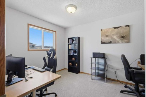 23 Kemp Avenue, Red Deer, AB 