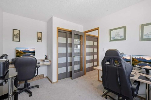 23 Kemp Avenue, Red Deer, AB 