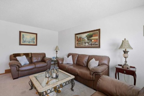 23 Kemp Avenue, Red Deer, AB 