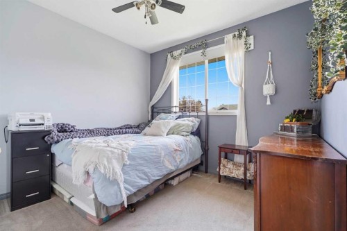 27 Hallgren Drive, Sylvan Lake, AB 