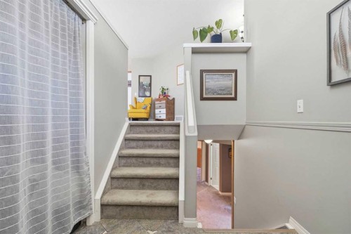 27 Hallgren Drive, Sylvan Lake, AB 