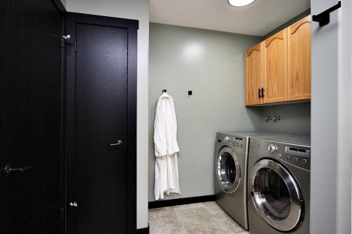 310B Edgewood Close, Camrose, AB - Indoor Photo Showing Laundry Room