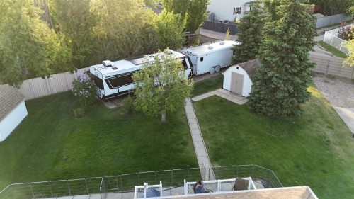 310B Edgewood Close, Camrose, AB - Outdoor