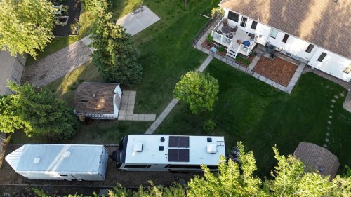 310B Edgewood Close, Camrose, AB - Outdoor