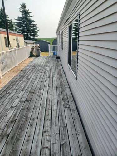 Unit 4-4506 50 Avenue, Bentley, AB 