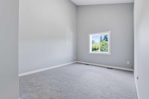5242 51 Street, Lacombe, AB - Indoor Photo Showing Other Room