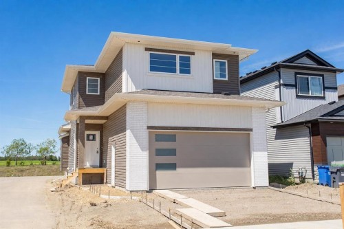 60 Emmett Crescent  Red Deer, AB T4P 3G7