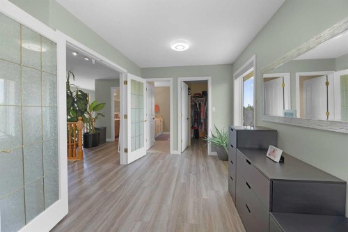 44 Lakes Close, Lacombe, AB - Indoor