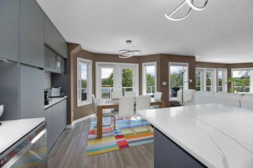 44 Lakes Close, Lacombe, AB - Indoor
