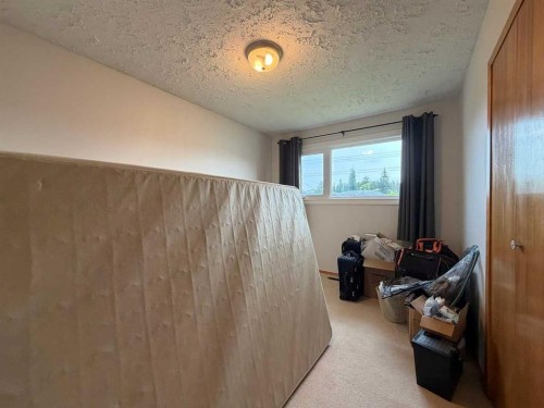22 Athabasca Drive, Whitecourt, AB 