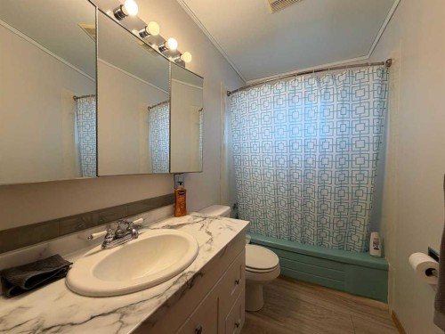 22 Athabasca Drive, Whitecourt, AB 
