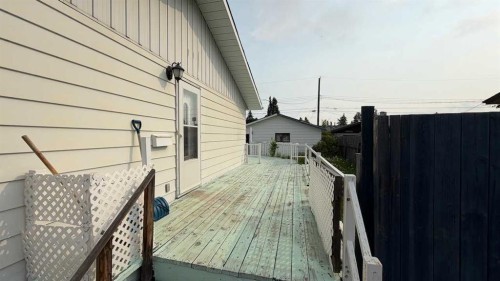 22 Athabasca Drive, Whitecourt, AB 