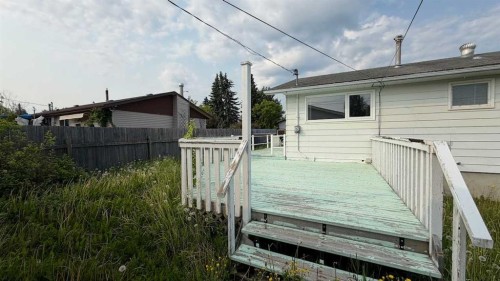 22 Athabasca Drive, Whitecourt, AB 