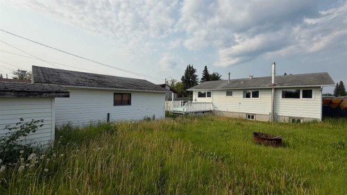 22 Athabasca Drive, Whitecourt, AB 