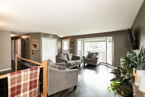 4510 60 Avenue, Innisfail, AB 