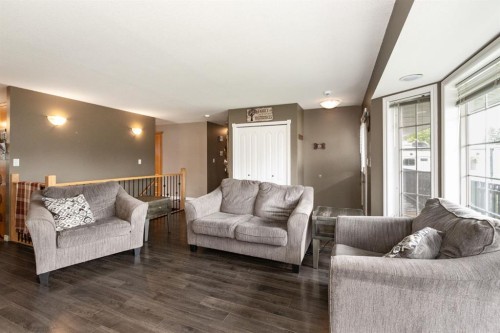4510 60 Avenue, Innisfail, AB 