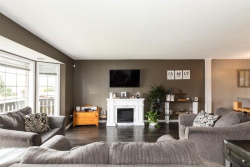 4510 60 Avenue, Innisfail, AB 