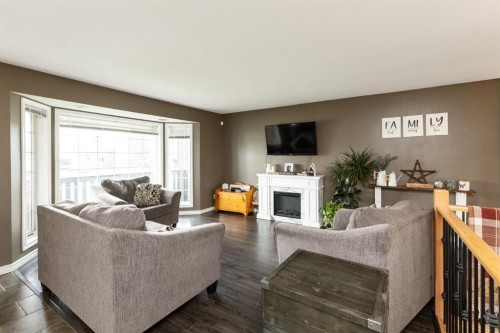 4510 60 Avenue, Innisfail, AB 