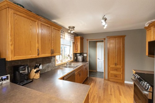 4510 60 Avenue, Innisfail, AB 