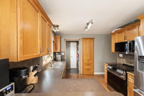 4510 60 Avenue, Innisfail, AB 