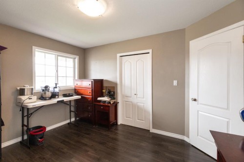 4510 60 Avenue, Innisfail, AB 