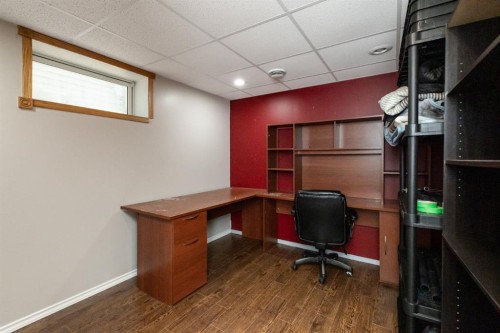 4510 60 Avenue, Innisfail, AB 