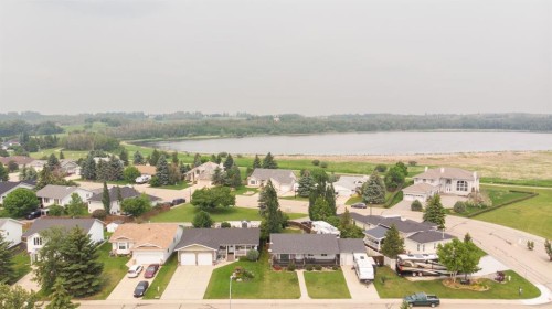 4510 60 Avenue, Innisfail, AB 