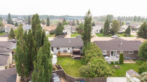 4510 60 Avenue, Innisfail, AB 