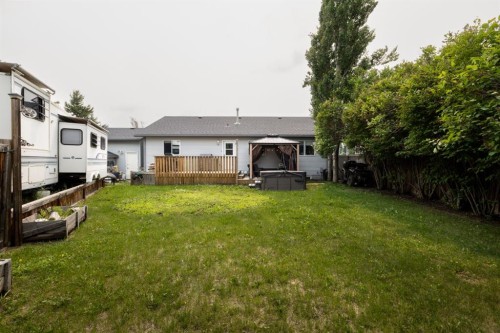 4510 60 Avenue, Innisfail, AB 
