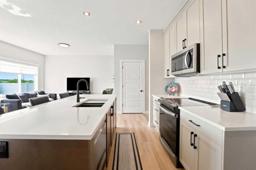 37 Toal Close, Red Deer, AB 