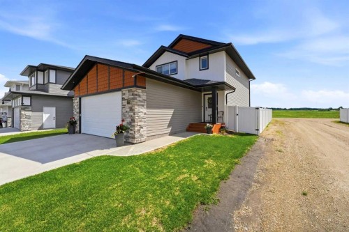 37 Toal Close, Red Deer, AB 