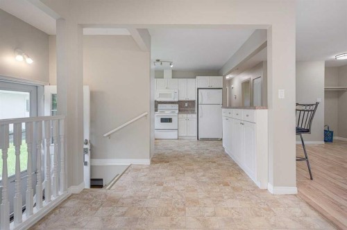 5958 West Park Crescent Crescent North, Red Deer, AB 