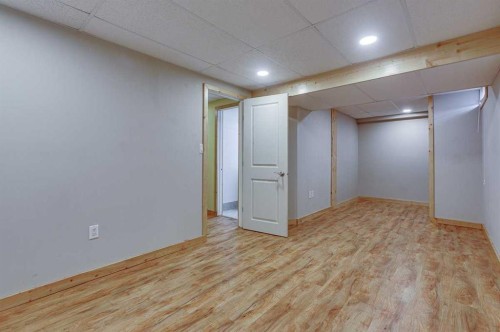 5958 West Park Crescent Crescent North, Red Deer, AB 