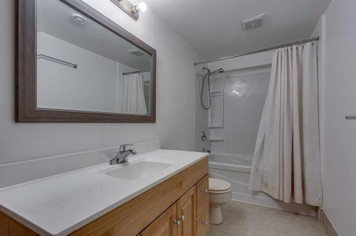5958 West Park Crescent Crescent North, Red Deer, AB 