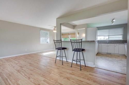5958 West Park Crescent Crescent North, Red Deer, AB 