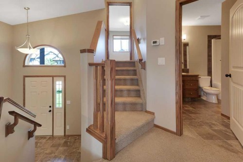 9 Thomas Place, Red Deer, AB 