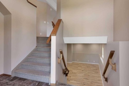 9 Thomas Place, Red Deer, AB 