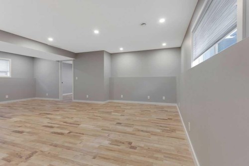 9 Thomas Place, Red Deer, AB 