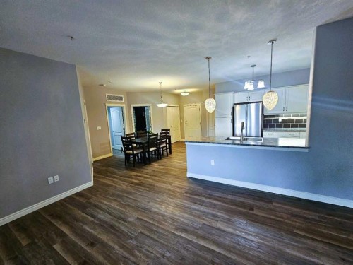 227-6 Michener Boulevard, Red Deer, AB - Indoor