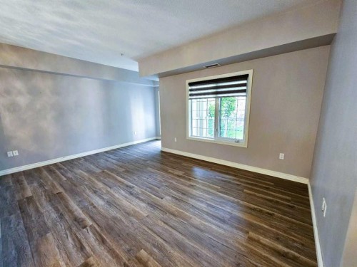 227-6 Michener Boulevard, Red Deer, AB - Indoor Photo Showing Other Room