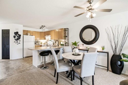1205-5220 50A Avenue, Sylvan Lake, AB - Indoor