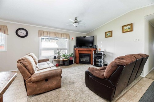 98-15 Mackenzie Ranch Way, Lacombe, AB 