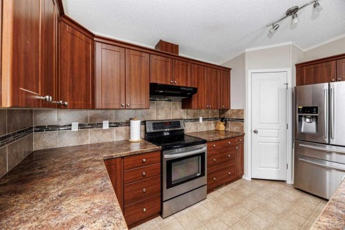 98-15 Mackenzie Ranch Way, Lacombe, AB 