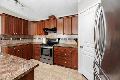 98-15 Mackenzie Ranch Way, Lacombe, AB 
