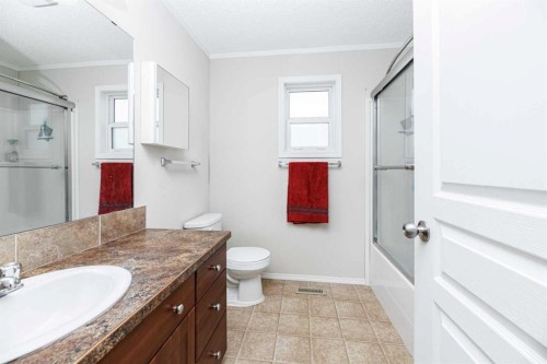 98-15 Mackenzie Ranch Way, Lacombe, AB 