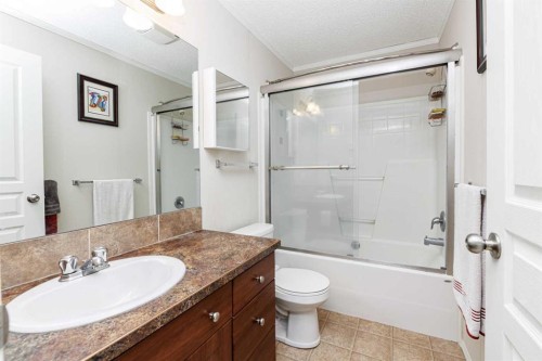 98-15 Mackenzie Ranch Way, Lacombe, AB 