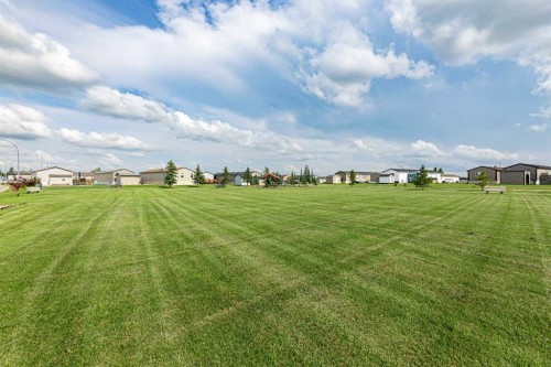 98-15 Mackenzie Ranch Way, Lacombe, AB 