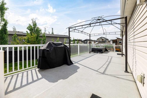 98-15 Mackenzie Ranch Way, Lacombe, AB 