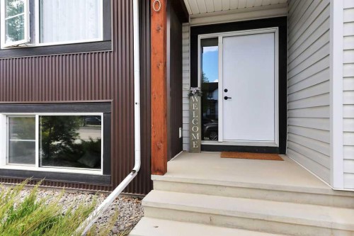 30 Evergreen Way, Red Deer, AB 