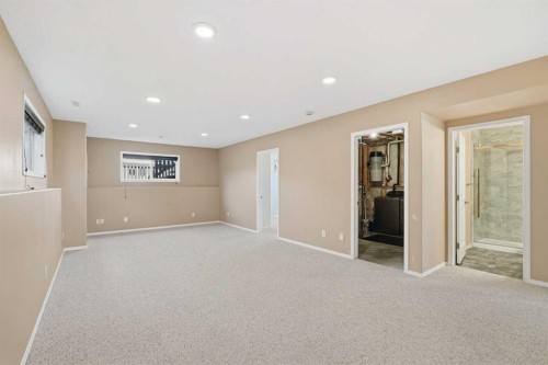 48 Vanson Close, Red Deer, AB 